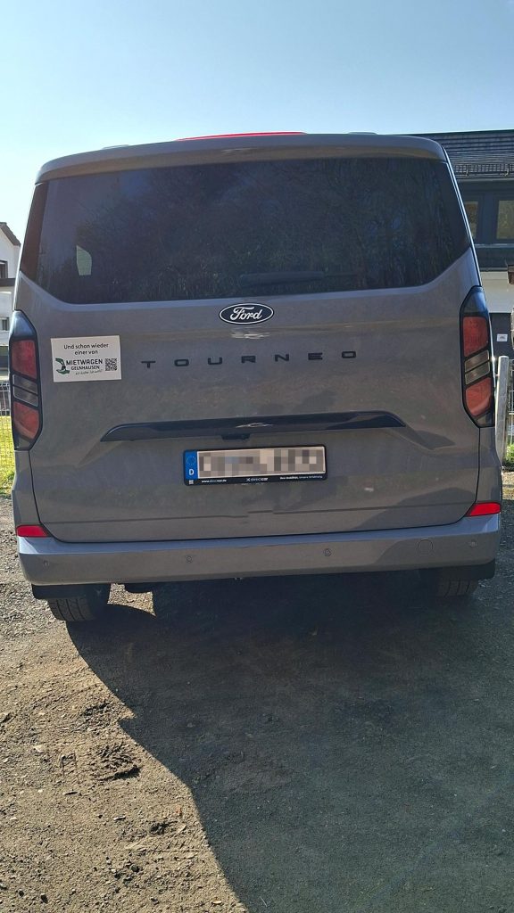 9-Sitzer Ford Custom Tourneo mieten